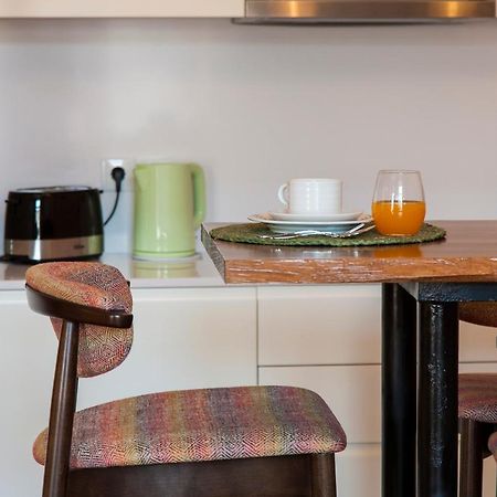 Joivy Sublime 2Br Apt On Restauradores Square Nearby Rossio Station Lisboa Extérieur photo