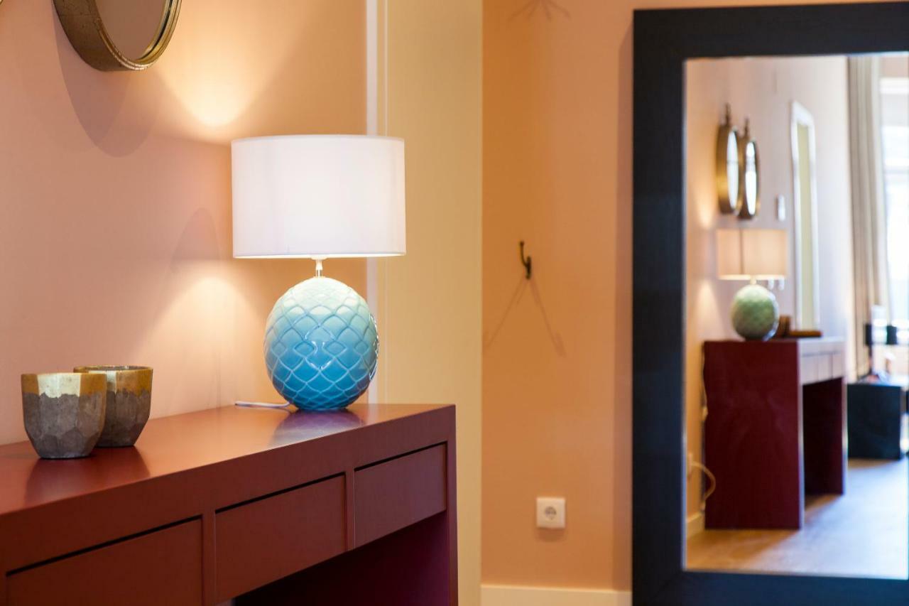 Joivy Sublime 2Br Apt On Restauradores Square Nearby Rossio Station Lisboa Extérieur photo