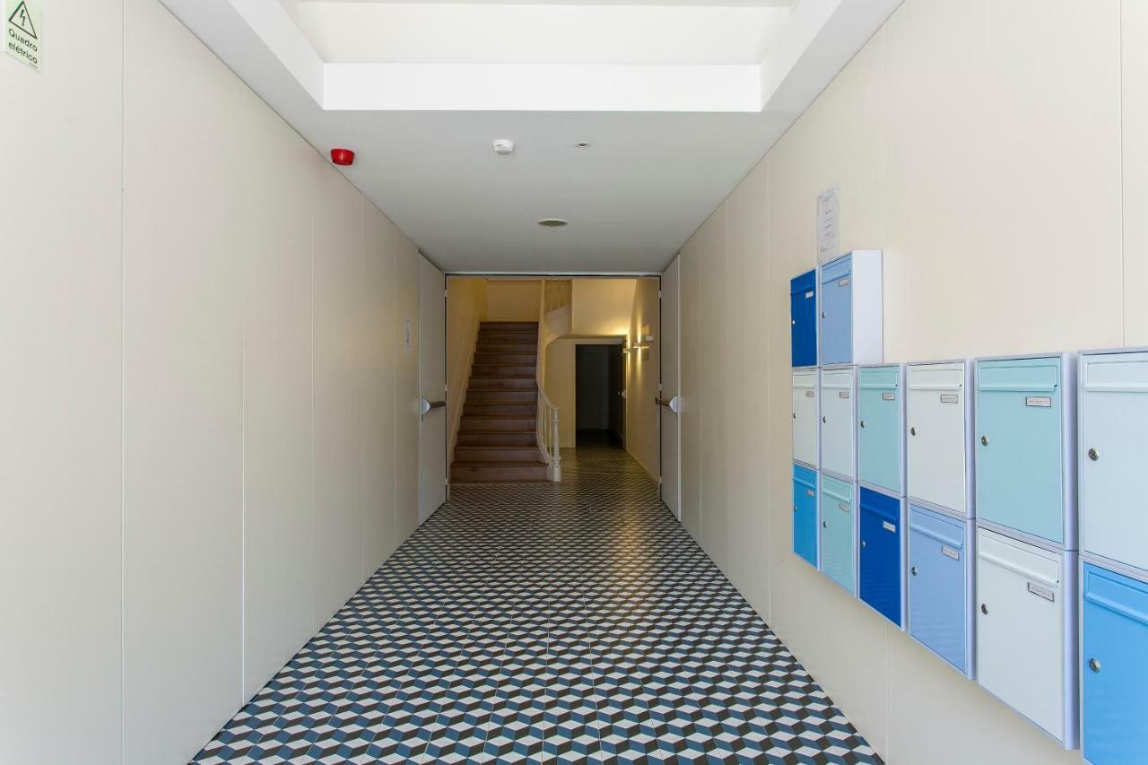 Joivy Sublime 2Br Apt On Restauradores Square Nearby Rossio Station Lisboa Extérieur photo