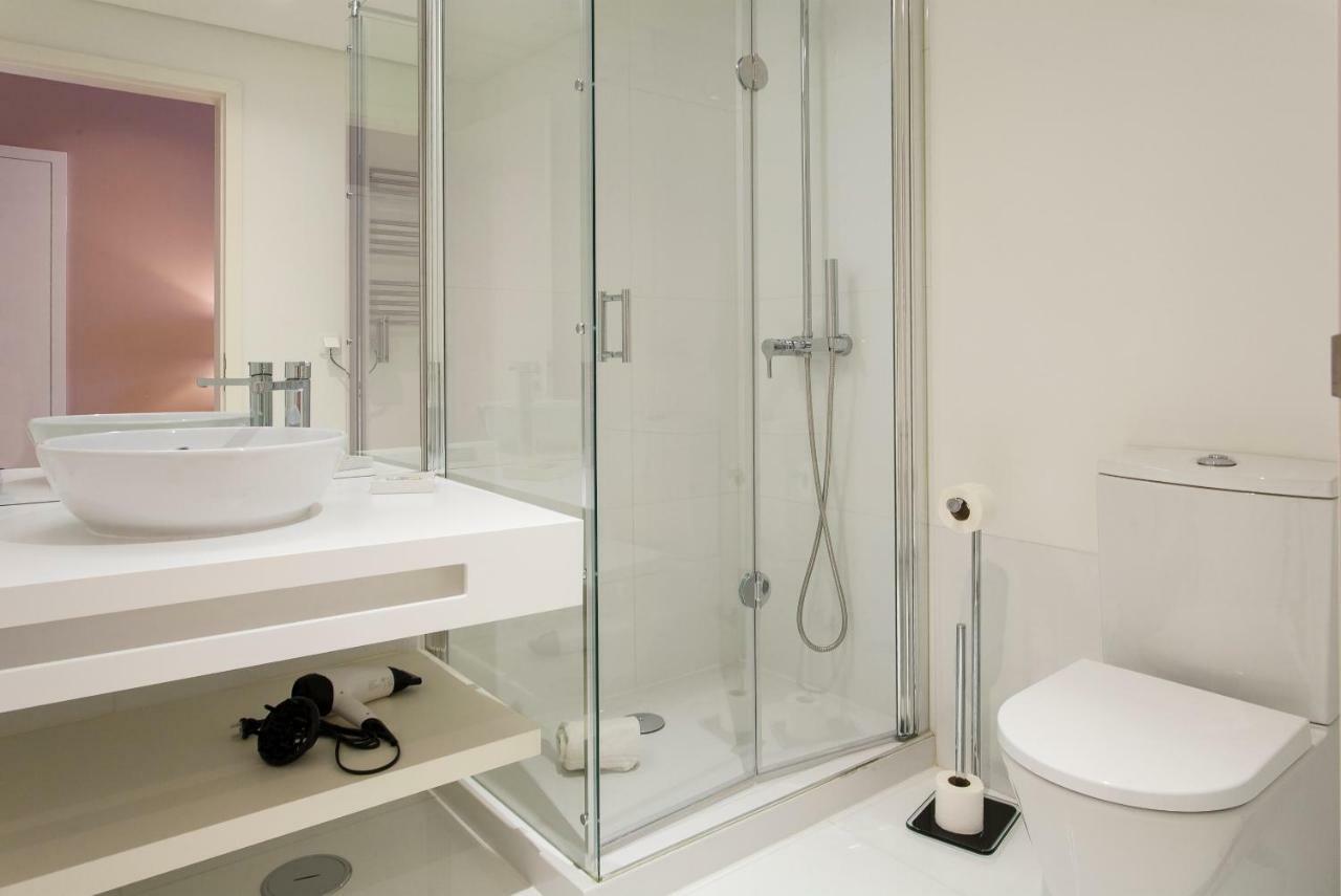 Joivy Sublime 2Br Apt On Restauradores Square Nearby Rossio Station Lisboa Extérieur photo