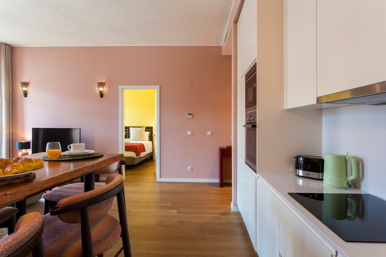 Joivy Sublime 2Br Apt On Restauradores Square Nearby Rossio Station Lisboa Extérieur photo