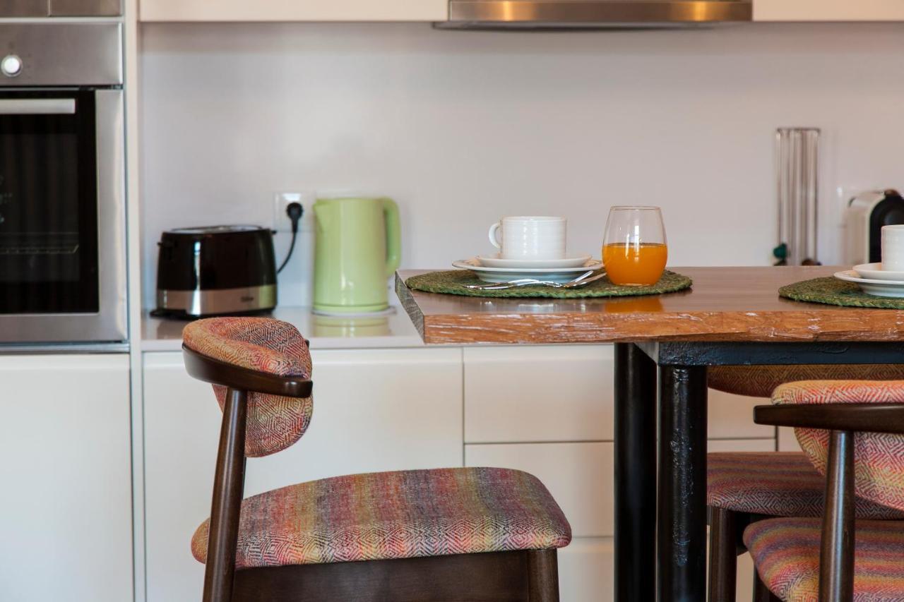 Joivy Sublime 2Br Apt On Restauradores Square Nearby Rossio Station Lisboa Extérieur photo